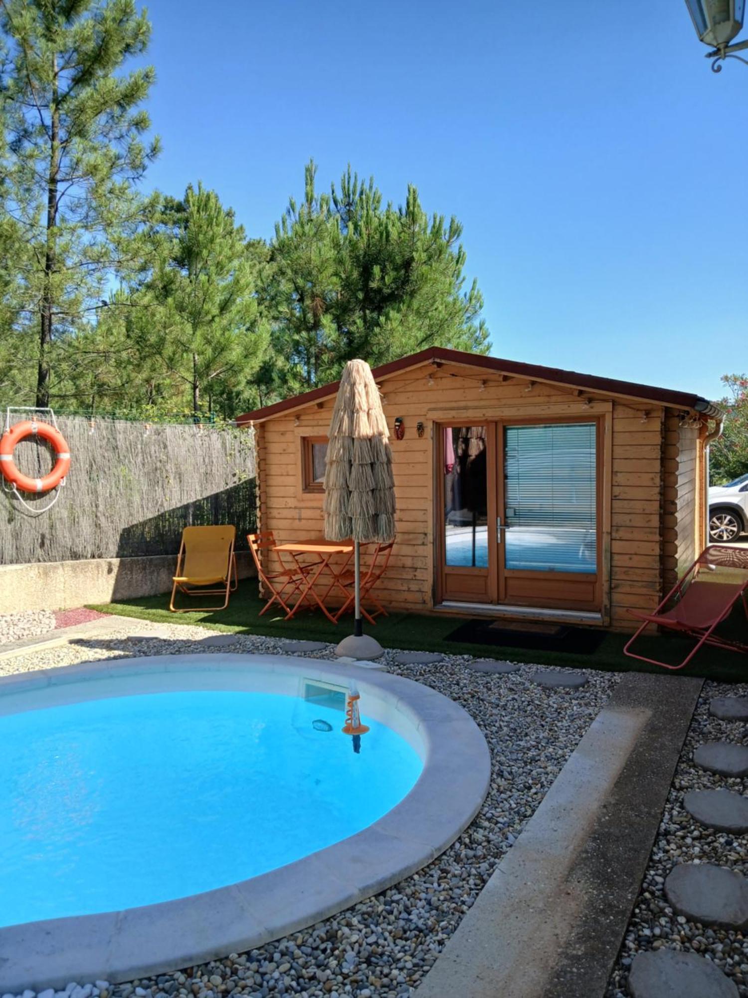Chalet Charmant Avec Piscine Mercuer Exterior photo